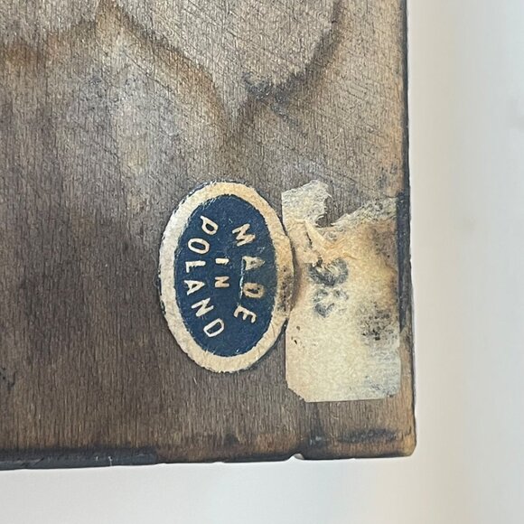 Handcrafted Floral Carved Wooden Storage Box with Hinged Lid and key Elegant Des - Picture 10 of 13